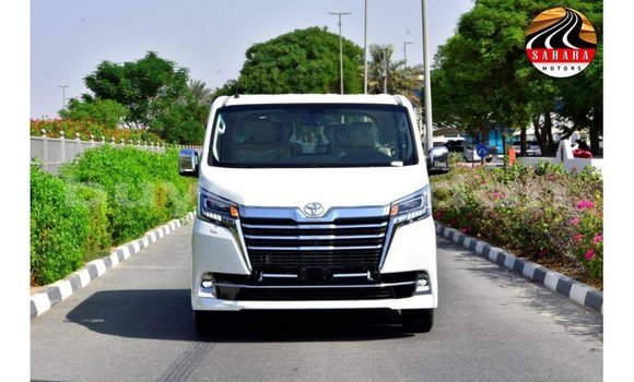 Acheter Import Voiture Toyota Granvia Blanc à Import - Dubai, État d'Al Jazirah Acheter Import Voiture Toyota Granvia Blanc à Import - Dubai, État d'Al Jazirah