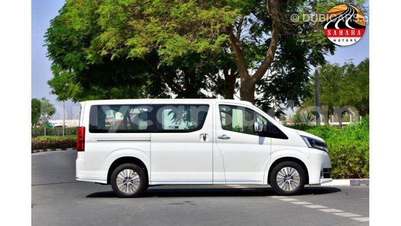 Big with watermark toyota granvia al jazirah state import dubai 1836