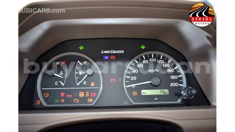 Big with watermark toyota land cruiser al jazirah state import dubai 1838