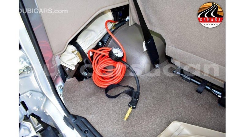 Big with watermark toyota land cruiser al jazirah state import dubai 1838