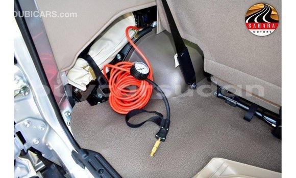 Acheter Import Voiture Toyota Land Cruiser Autre à Import - Dubai, État d'Al Jazirah Acheter Import Voiture Toyota Land Cruiser Autre à Import - Dubai, État d'Al Jazirah