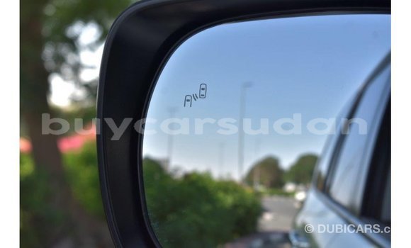 Buy Import Toyota Land Cruiser White Car in Import - Dubai in Al Jazirah State Buy Import Toyota Land Cruiser White Car in Import - Dubai in Al Jazirah State