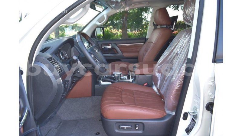 Big with watermark toyota land cruiser al jazirah state import dubai 1839