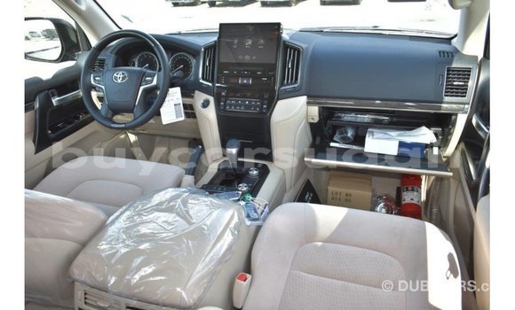 Acheter Import Voiture Toyota Land Cruiser Noir à Import - Dubai, État d'Al Jazirah Acheter Import Voiture Toyota Land Cruiser Noir à Import - Dubai, État d'Al Jazirah