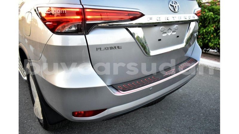 Big with watermark toyota fortuner al jazirah state import dubai 1841