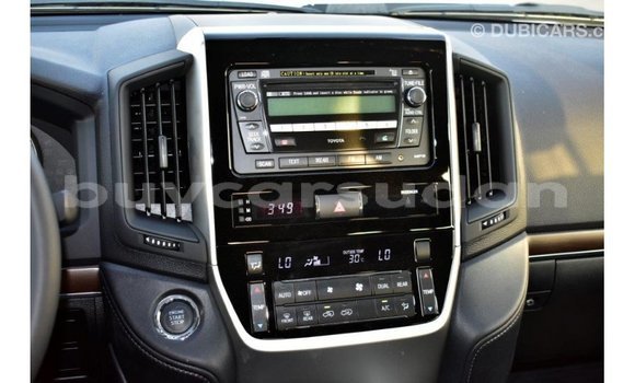 Acheter Import Voiture Toyota Land Cruiser Noir à Import - Dubai, État d'Al Jazirah Acheter Import Voiture Toyota Land Cruiser Noir à Import - Dubai, État d'Al Jazirah