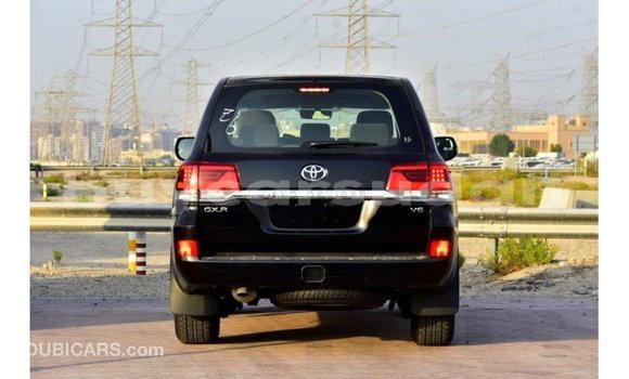Acheter Import Voiture Toyota Land Cruiser Noir à Import - Dubai, État d'Al Jazirah Acheter Import Voiture Toyota Land Cruiser Noir à Import - Dubai, État d'Al Jazirah