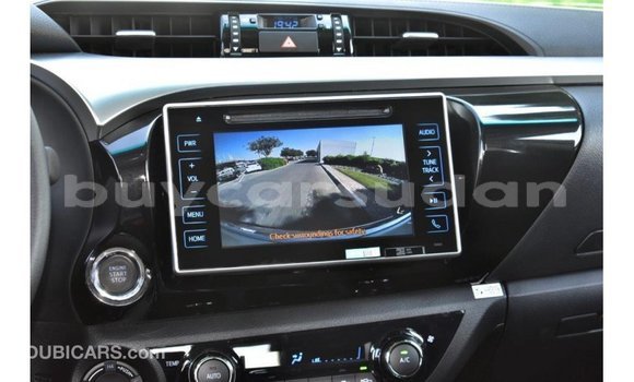 Acheter Import Voiture Toyota Hilux Blanc à Import - Dubai, État d'Al Jazirah Acheter Import Voiture Toyota Hilux Blanc à Import - Dubai, État d'Al Jazirah