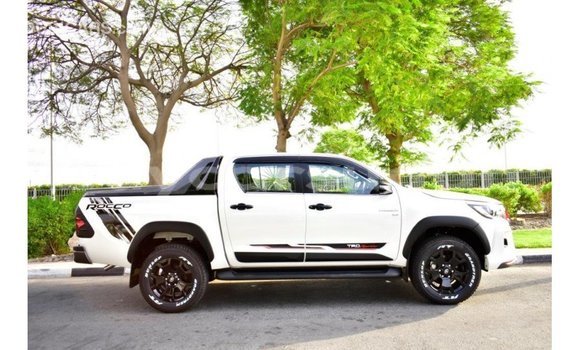 Acheter Import Voiture Toyota Hilux Blanc à Import - Dubai, État d'Al Jazirah Acheter Import Voiture Toyota Hilux Blanc à Import - Dubai, État d'Al Jazirah