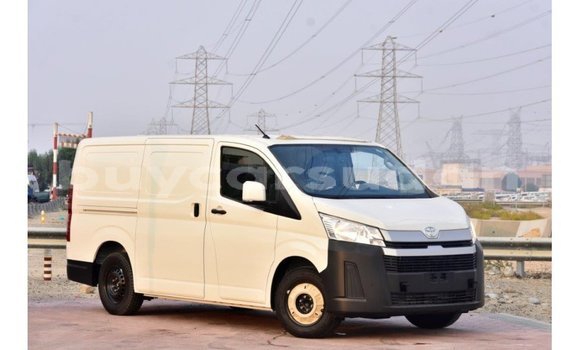 Buy Import Toyota Hiace White Car in Import - Dubai in Al Jazirah State Buy Import Toyota Hiace White Car in Import - Dubai in Al Jazirah State
