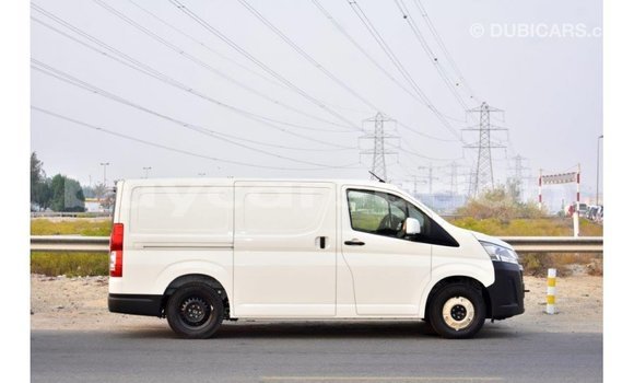 Buy Import Toyota Hiace White Car in Import - Dubai in Al Jazirah State Buy Import Toyota Hiace White Car in Import - Dubai in Al Jazirah State