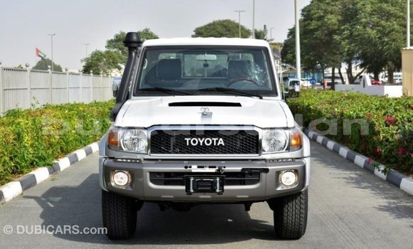 Acheter Import Voiture Toyota Land Cruiser Autre à Import - Dubai, État d'Al Jazirah Acheter Import Voiture Toyota Land Cruiser Autre à Import - Dubai, État d'Al Jazirah