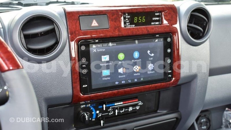 Big with watermark toyota land cruiser al jazirah state import dubai 1860