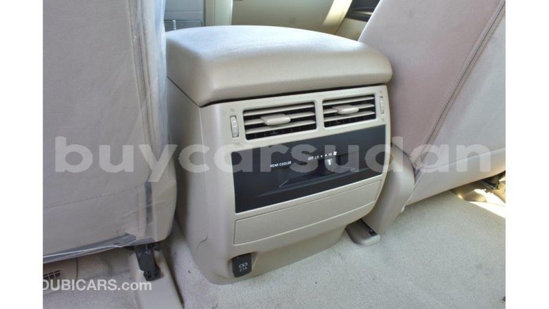 Big with watermark toyota land cruiser al jazirah state import dubai 1862