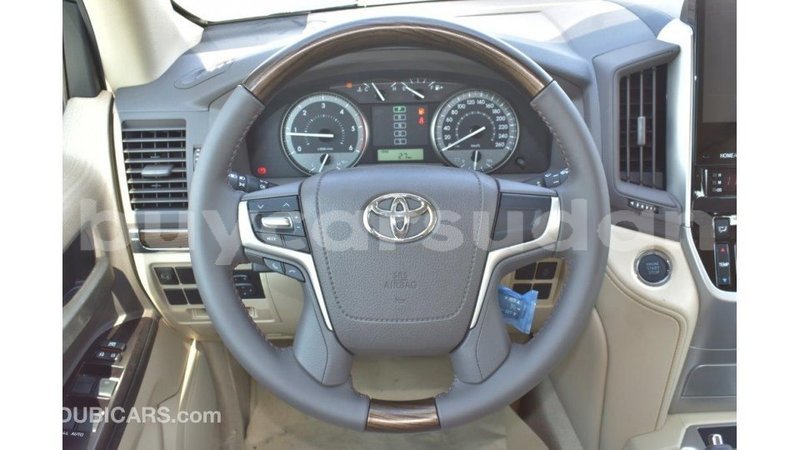 Big with watermark toyota land cruiser al jazirah state import dubai 1862