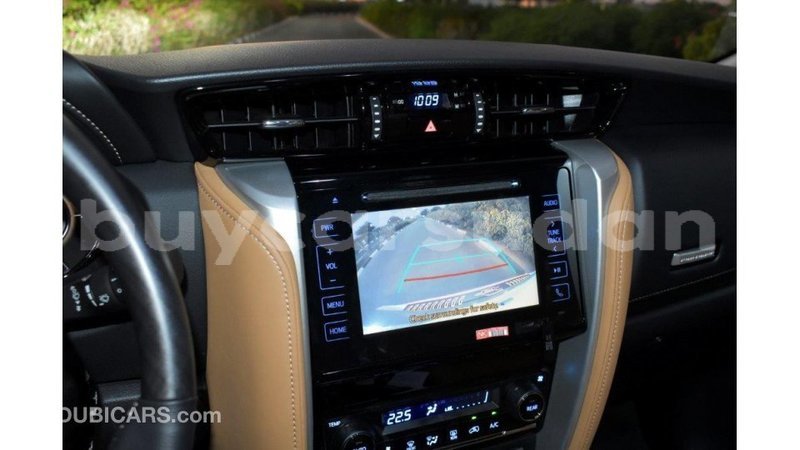 Big with watermark toyota fortuner al jazirah state import dubai 1863