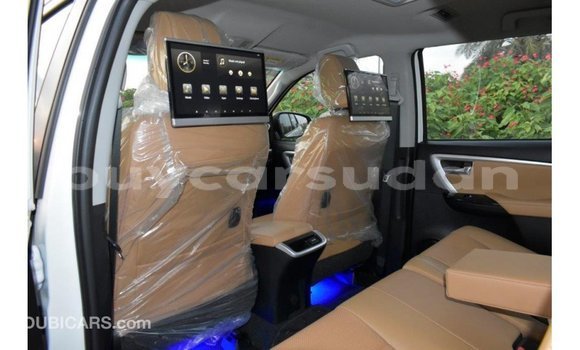 Buy Import Toyota Fortuner White Car in Import - Dubai in Al Jazirah State Buy Import Toyota Fortuner White Car in Import - Dubai in Al Jazirah State
