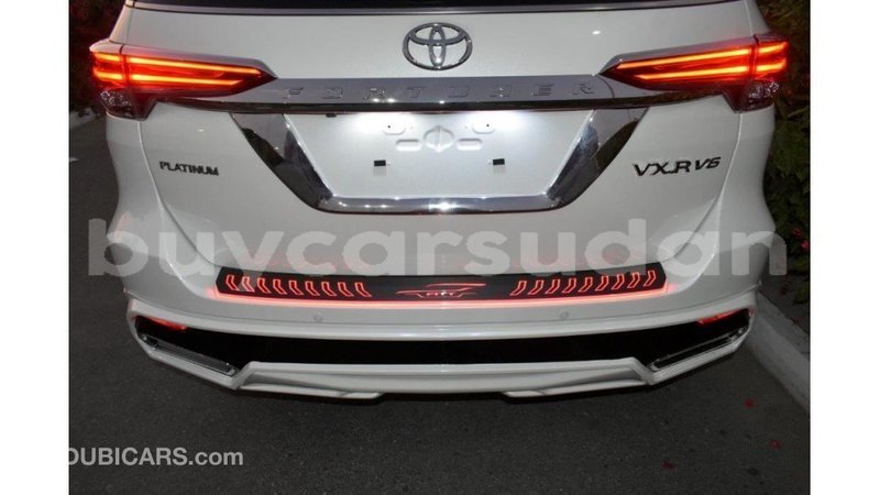 Big with watermark toyota fortuner al jazirah state import dubai 1863
