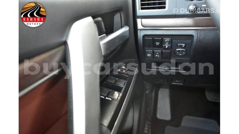 Big with watermark toyota land cruiser al jazirah state import dubai 1864