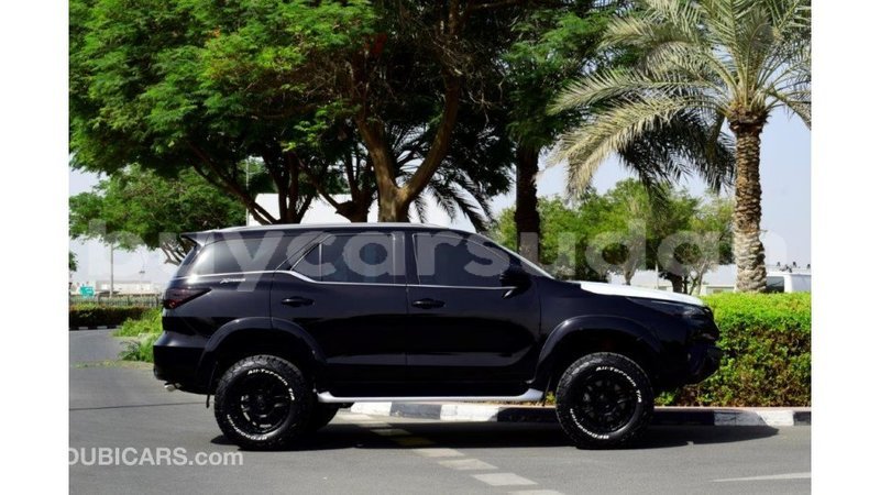 Big with watermark toyota fortuner al jazirah state import dubai 1865