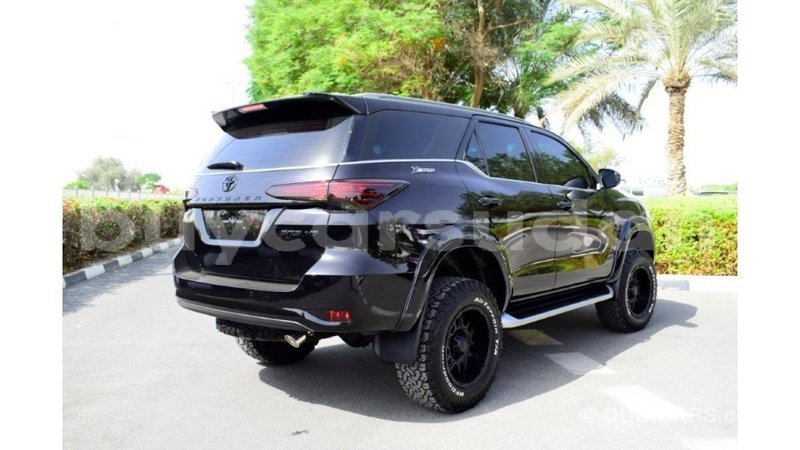 Big with watermark toyota fortuner al jazirah state import dubai 1865