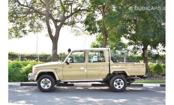 Buy Import Toyota Land Cruiser Beige Car in Import - Dubai in Al Jazirah State Buy Import Toyota Land Cruiser Beige Car in Import - Dubai in Al Jazirah State