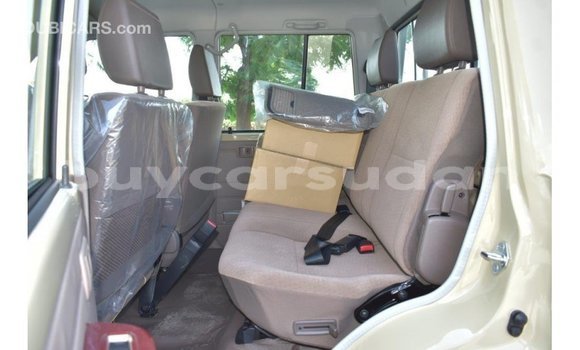 Buy Import Toyota Land Cruiser Beige Car in Import - Dubai in Al Jazirah State Buy Import Toyota Land Cruiser Beige Car in Import - Dubai in Al Jazirah State