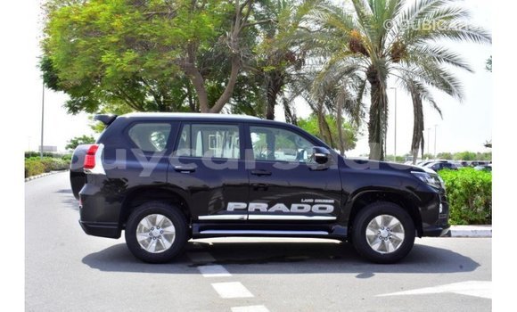 Acheter Import Voiture Toyota Prado Noir à Import - Dubai, État d'Al Jazirah Acheter Import Voiture Toyota Prado Noir à Import - Dubai, État d'Al Jazirah