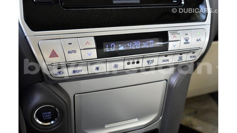 Big with watermark toyota prado al jazirah state import dubai 1868