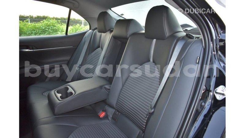 Big with watermark toyota camry al jazirah state import dubai 1869