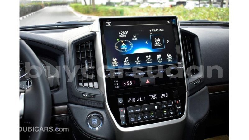 Big with watermark toyota land cruiser al jazirah state import dubai 1874