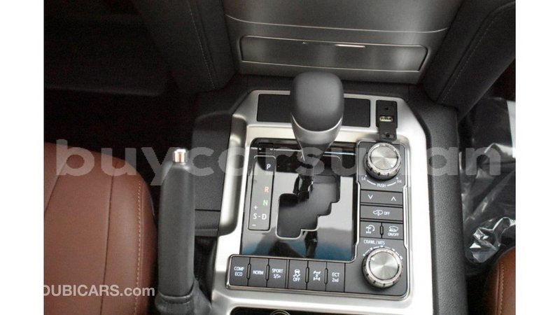 Big with watermark toyota land cruiser al jazirah state import dubai 1877