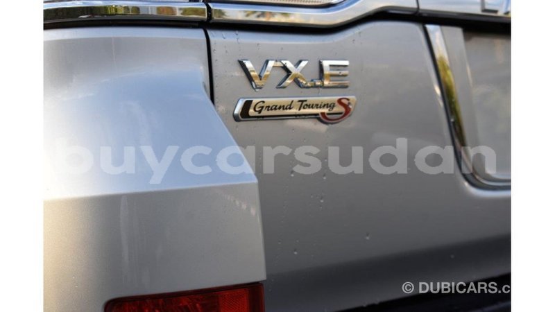 Big with watermark toyota land cruiser al jazirah state import dubai 1877