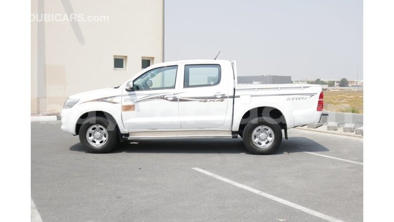 Big with watermark toyota hilux al jazirah state import dubai 1891