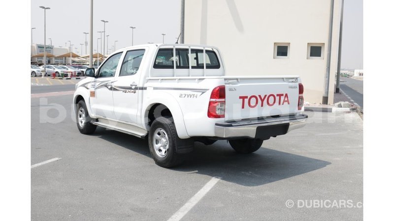Big with watermark toyota hilux al jazirah state import dubai 1891