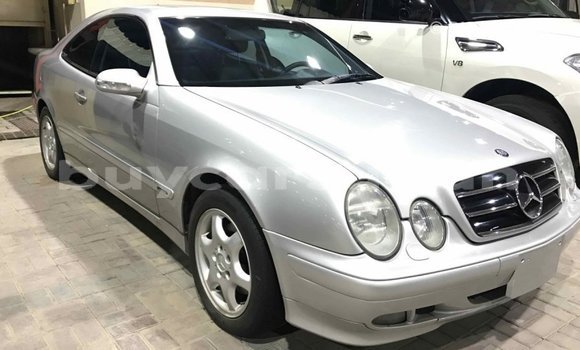 Buy Import Mercedes-Benz 190 (W201) Other Car in Import - Dubai in Al Jazirah State Buy Import Mercedes-Benz 190 (W201) Other Car in Import - Dubai in Al Jazirah State
