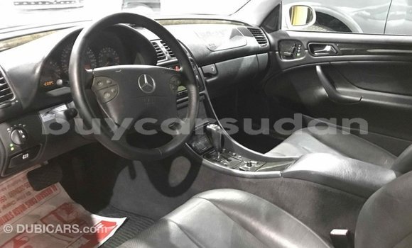 Buy Import Mercedes-Benz 190 (W201) Other Car in Import - Dubai in Al Jazirah State Buy Import Mercedes-Benz 190 (W201) Other Car in Import - Dubai in Al Jazirah State