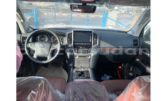 Acheter Import Voiture Toyota Land Cruiser Noir à Import - Dubai, État d'Al Jazirah Acheter Import Voiture Toyota Land Cruiser Noir à Import - Dubai, État d'Al Jazirah
