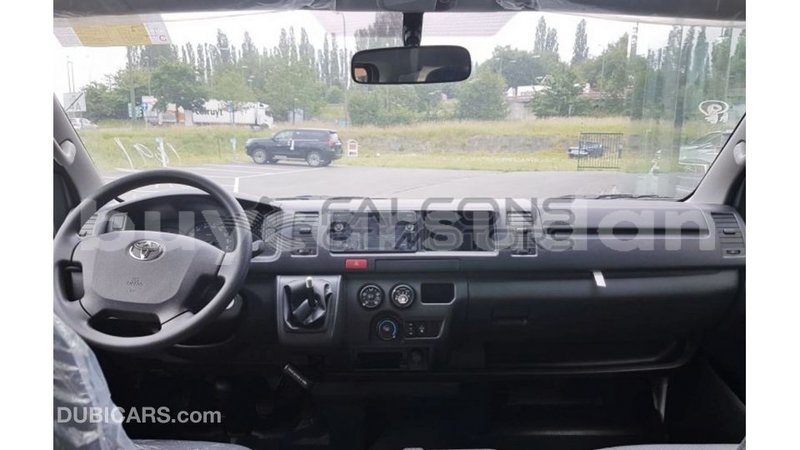 Big with watermark toyota hiace al jazirah state import dubai 1906