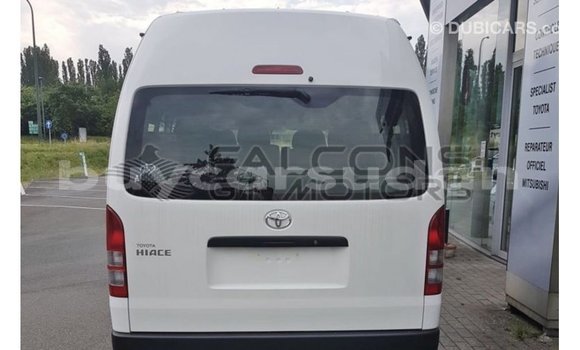 Acheter Import Voiture Toyota Hiace Blanc à Import - Dubai, État d'Al Jazirah Acheter Import Voiture Toyota Hiace Blanc à Import - Dubai, État d'Al Jazirah