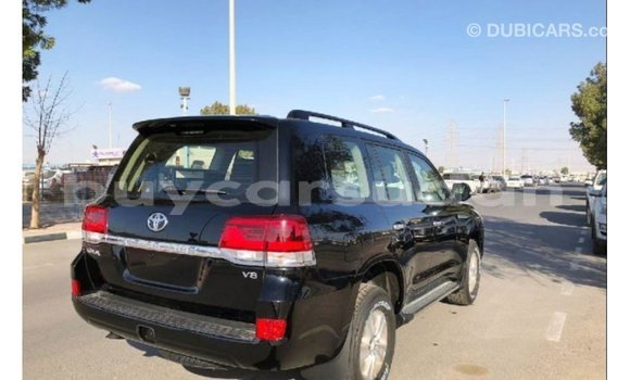 Acheter Import Voiture Toyota Land Cruiser Noir à Import - Dubai, État d'Al Jazirah Acheter Import Voiture Toyota Land Cruiser Noir à Import - Dubai, État d'Al Jazirah