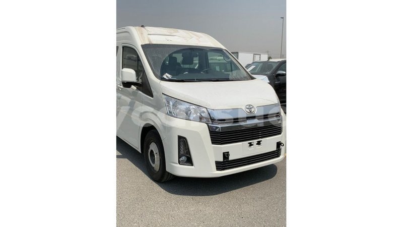 Big with watermark toyota hiace al jazirah state import dubai 1913
