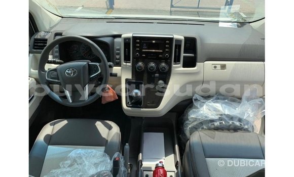 Acheter Import Voiture Toyota Hiace Blanc à Import - Dubai, État d'Al Jazirah Acheter Import Voiture Toyota Hiace Blanc à Import - Dubai, État d'Al Jazirah