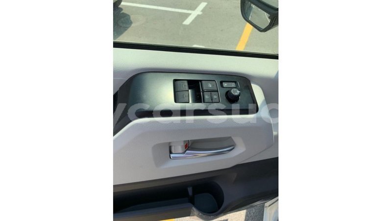 Big with watermark toyota hiace al jazirah state import dubai 1913