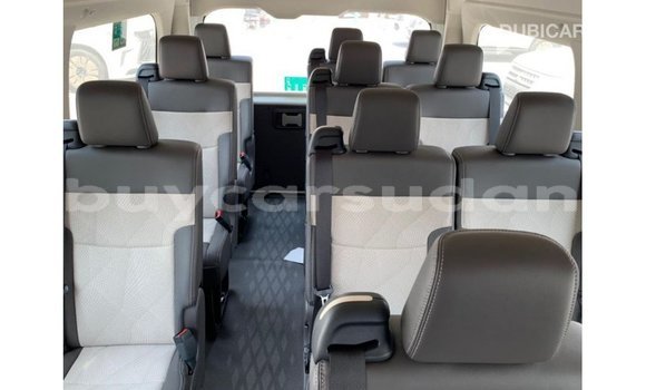Acheter Import Voiture Toyota Hiace Blanc à Import - Dubai, État d'Al Jazirah Acheter Import Voiture Toyota Hiace Blanc à Import - Dubai, État d'Al Jazirah