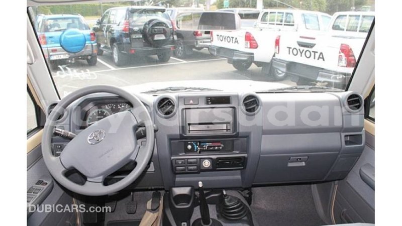 Big with watermark toyota land cruiser al jazirah state import dubai 1914