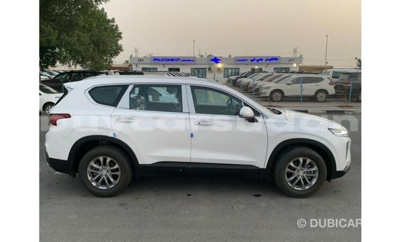 Acheter Import Voiture Hyundai Santa Fe Blanc à Import - Dubai, État d'Al Jazirah Acheter Import Voiture Hyundai Santa Fe Blanc à Import - Dubai, État d'Al Jazirah