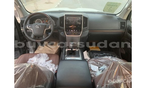 Acheter Import Voiture Toyota Land Cruiser Noir à Import - Dubai, État d'Al Jazirah Acheter Import Voiture Toyota Land Cruiser Noir à Import - Dubai, État d'Al Jazirah