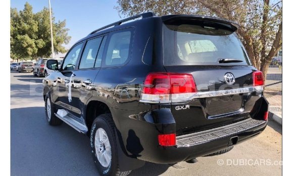 Acheter Import Voiture Toyota Land Cruiser Noir à Import - Dubai, État d'Al Jazirah Acheter Import Voiture Toyota Land Cruiser Noir à Import - Dubai, État d'Al Jazirah