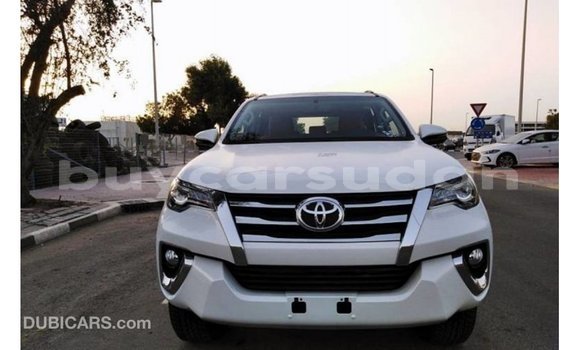 Buy Import Toyota Fortuner White Car in Import - Dubai in Al Jazirah State Buy Import Toyota Fortuner White Car in Import - Dubai in Al Jazirah State
